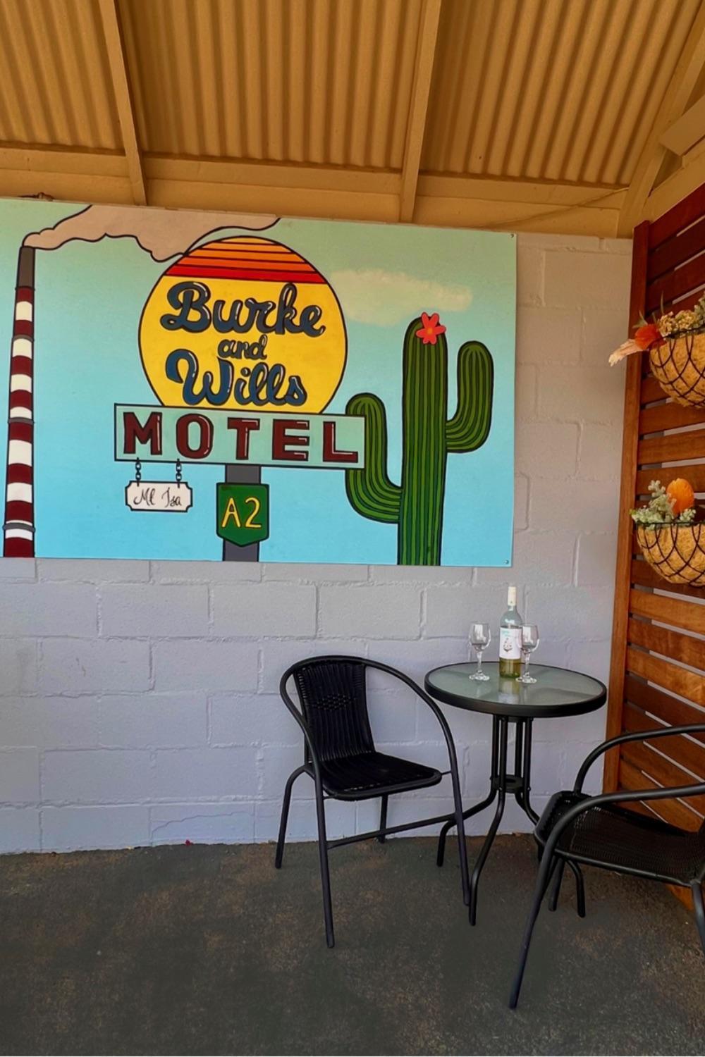 Burke & Wills Mt Isa Motel Маунт Айса Екстериор снимка